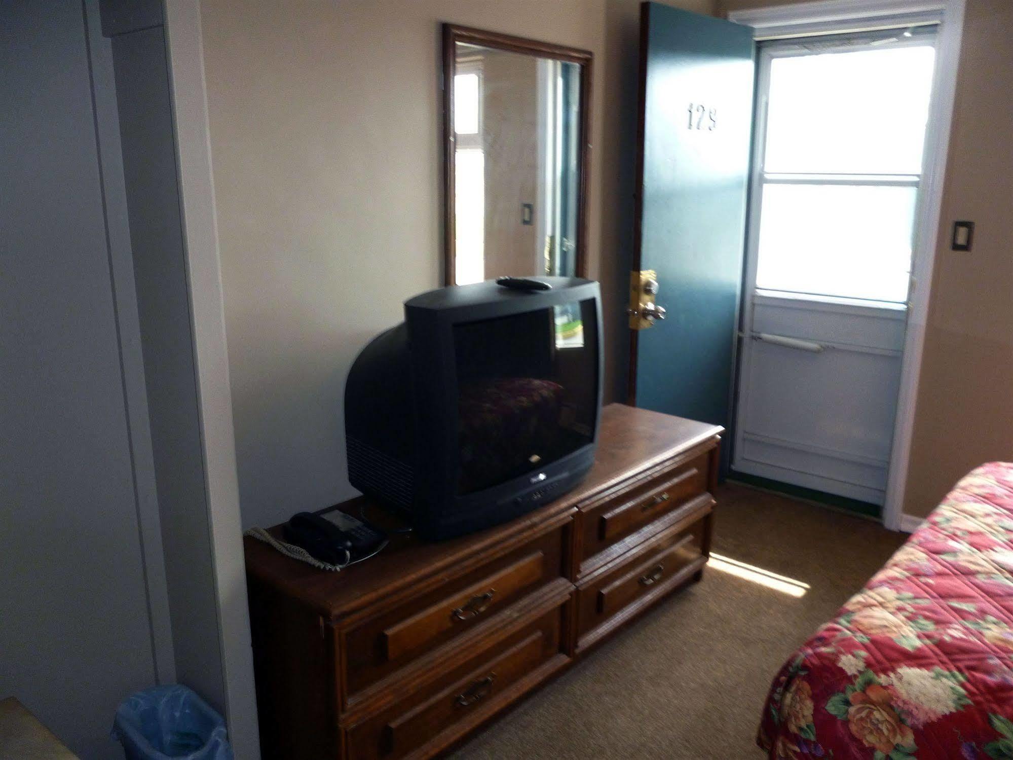 Maple Glen Motel London Extérieur photo